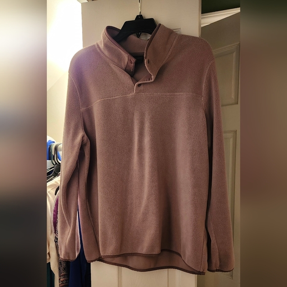 Sweaters - Soft quarter buttom top